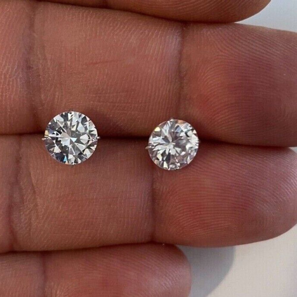 14k White Gold Round Diamond Earrings - Picture 2 of 5